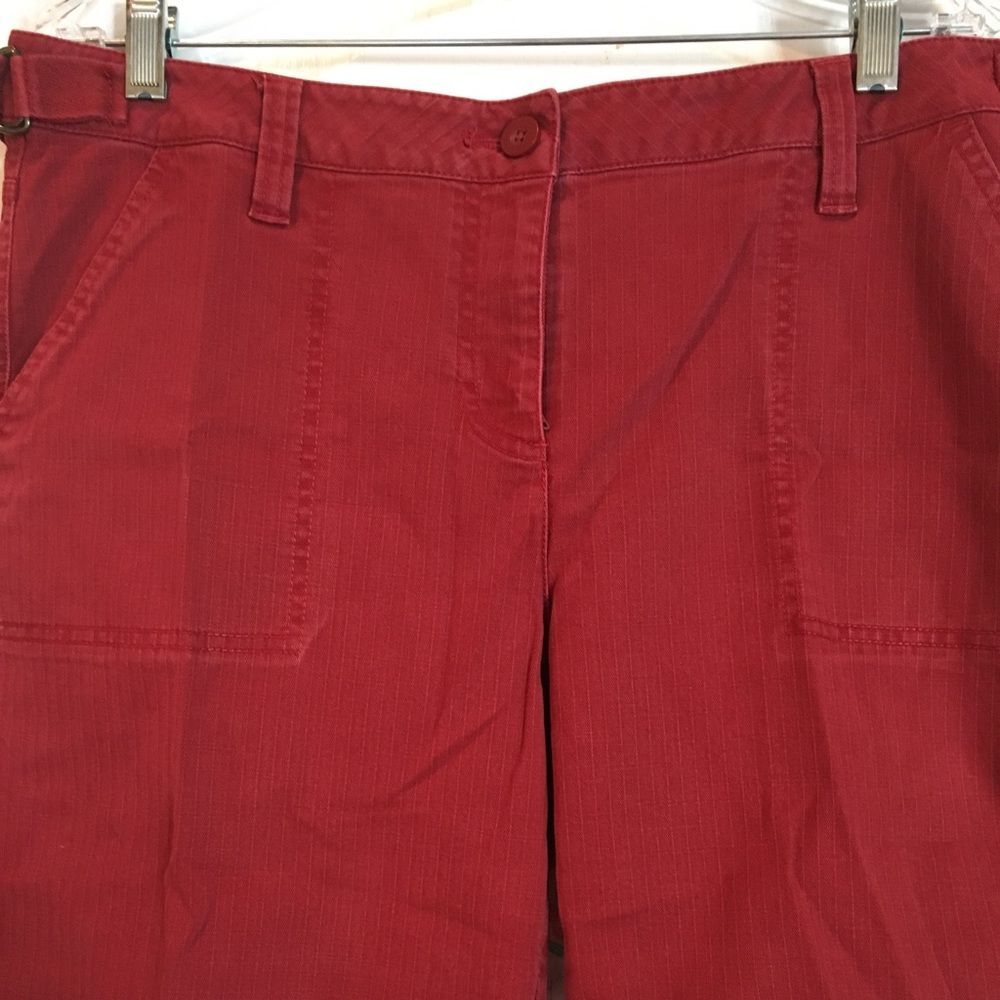 *SOLD* Cute shorts!